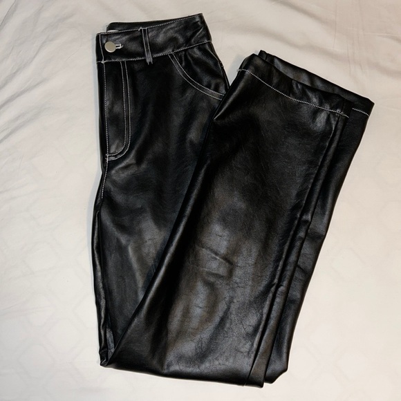 4TH & RECKLESS - BLACK FAUX LEATHER STRAIGHT LEG TROUSERS - CARNER - Picture 2 of 5